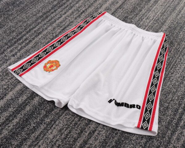 kids Manchester United 1998-99 home Soccer Jersey - Image 4