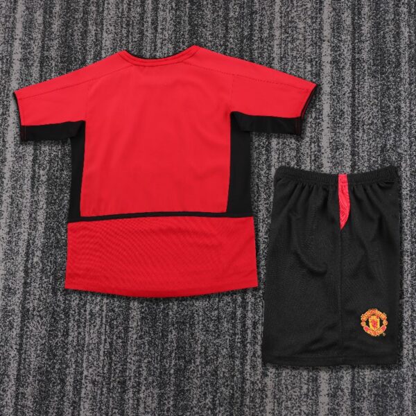 kids Manchester United 2002-04 home Soccer Jersey - Image 2