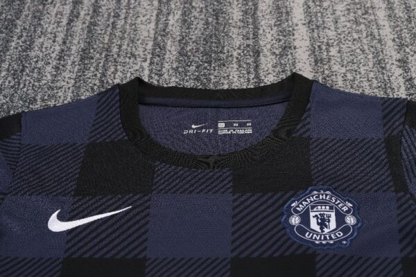 kids Manchester United 2013-14 away Soccer Jersey - Image 2