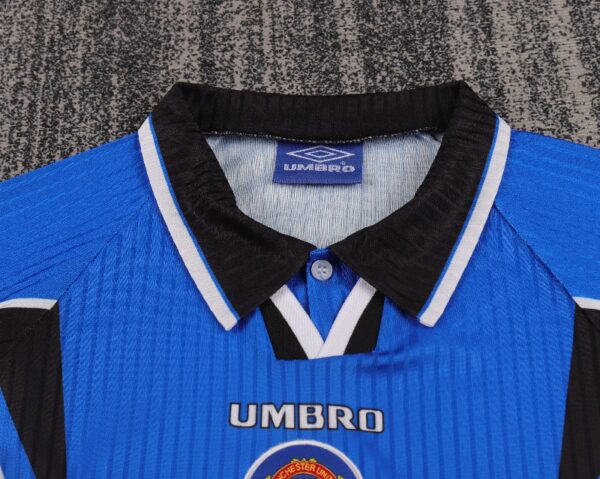 kids Manchester United 1996-98 third away Soccer Jersey - Image 3