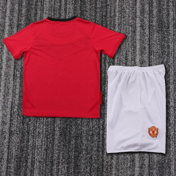 kids Manchester United 2010 home Soccer Jersey - Image 2
