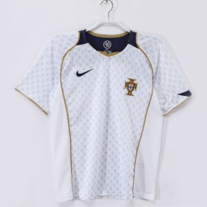 2004 season Portugal Away