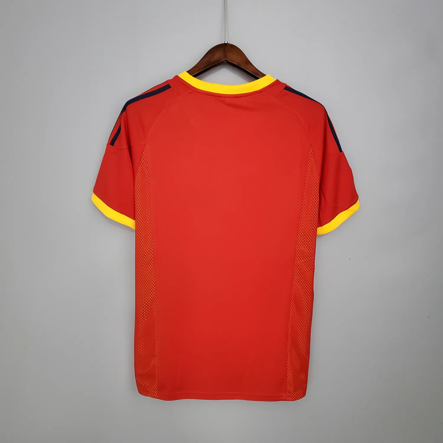 2002 Spain Home Retro Jersey - Image 2